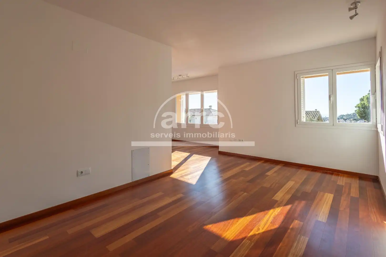 Sala de estar de Casa o chalet en venta en Vilassar de Dalt con Aire acondicionado, Jardín privado y Terraza