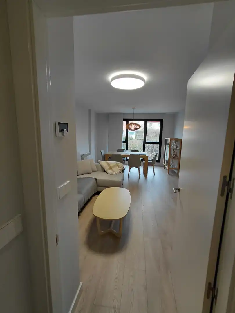 Wohnzimmer von Wohnung zum Verkauf in Oleiros mit Heizung, Privatgarten und Parkett