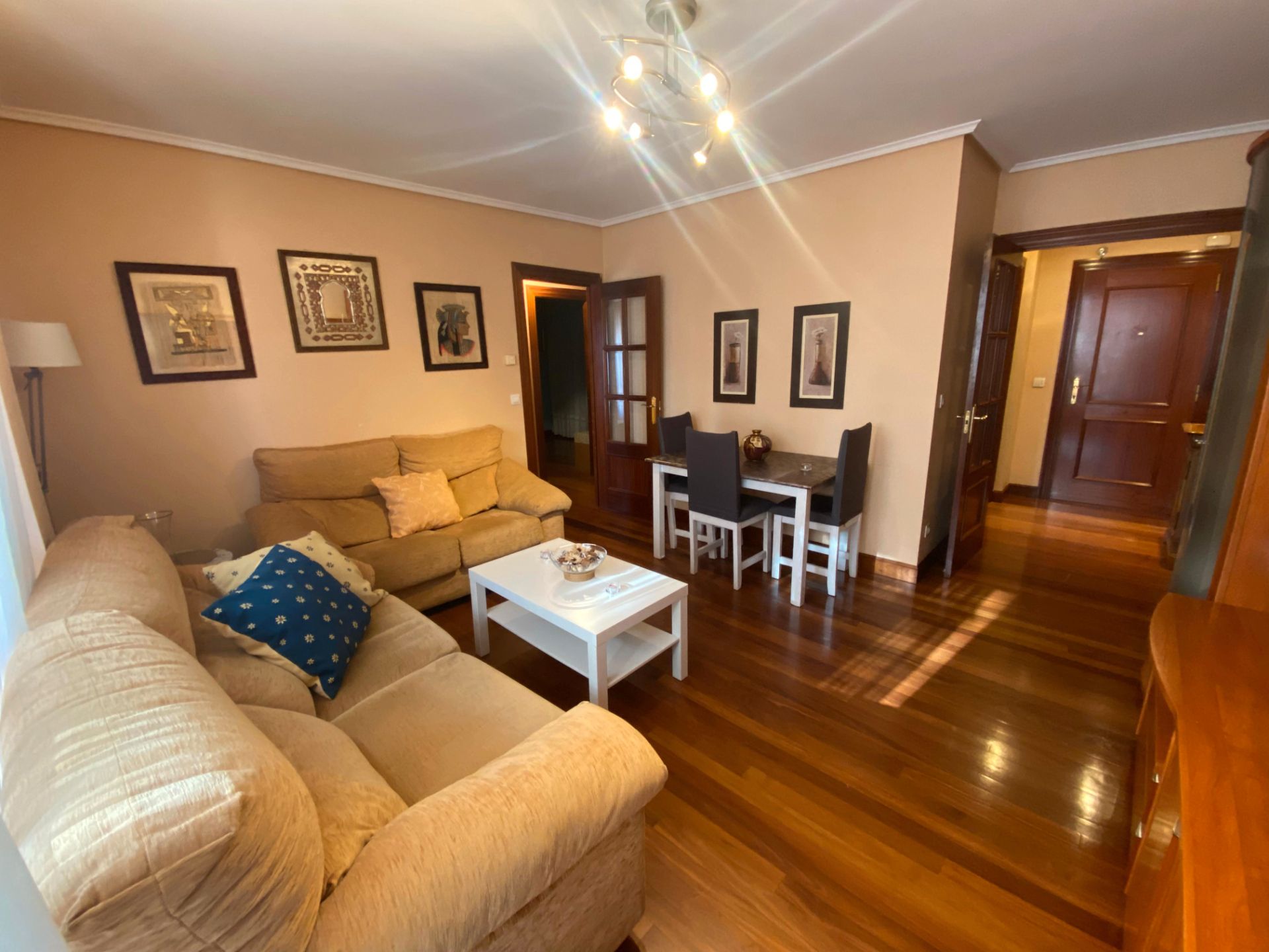 Living room of Flat for sale in Castro-Urdiales