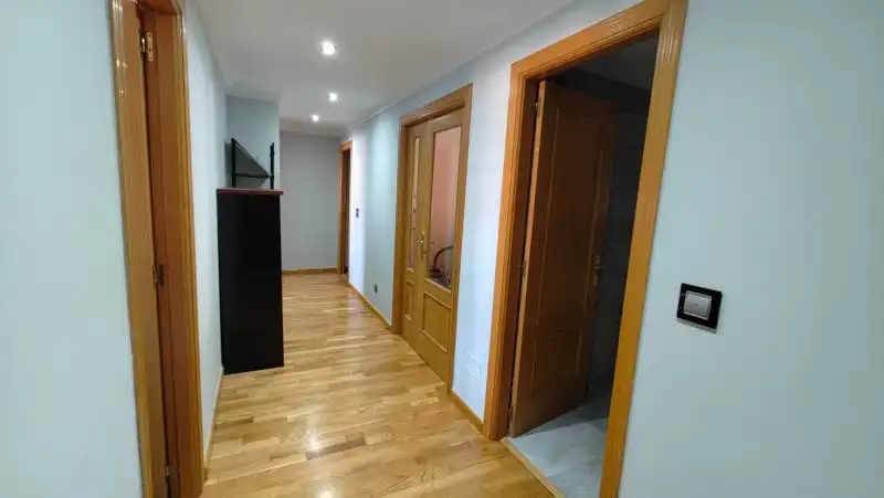 Wohnung zum Verkauf in San Andrés del Rabanedo mit Heizung, Privatgarten und Parkett