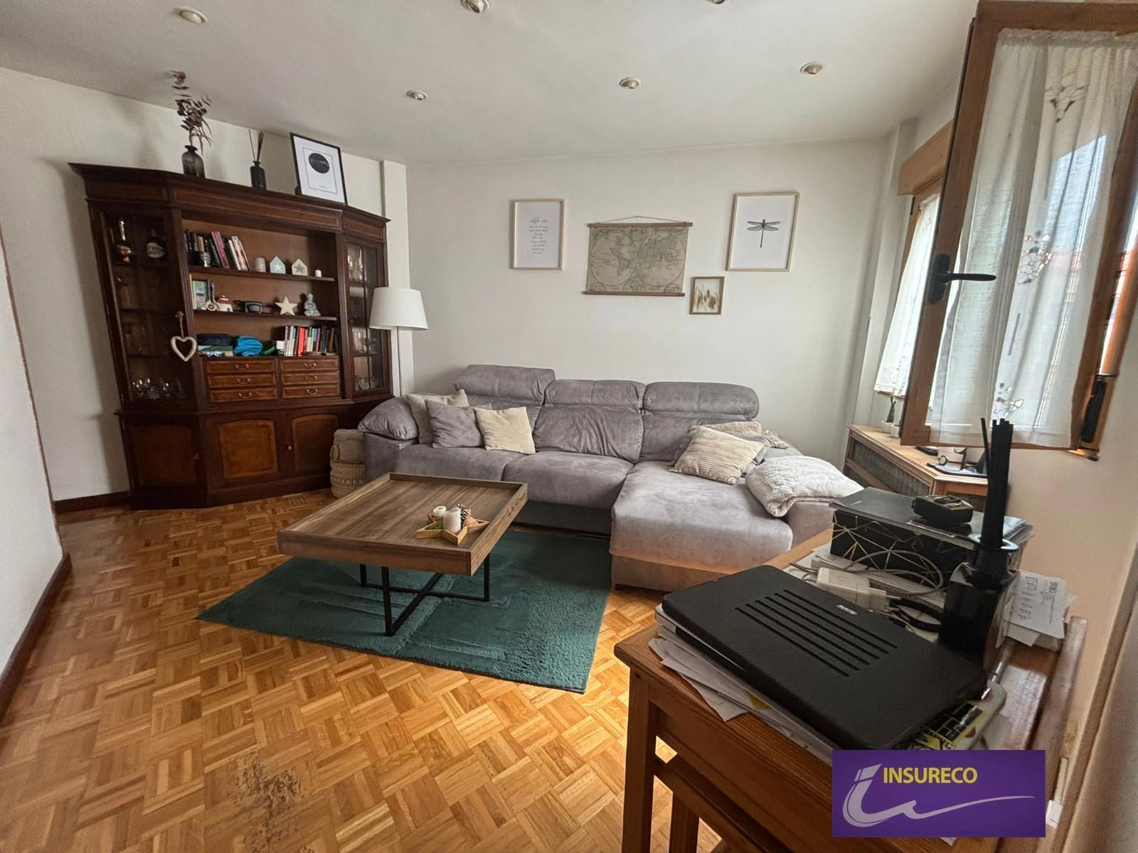 Sala d'estar de Pis en venda en León Capital  amb Calefacció