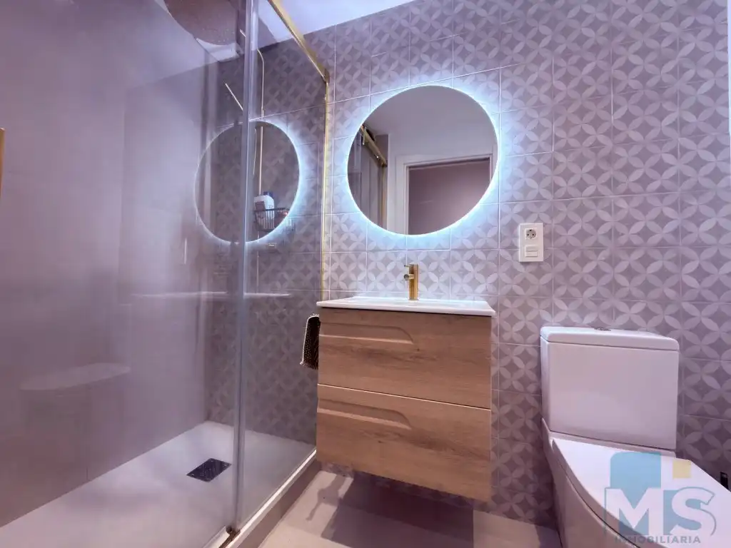 Baño de Piso en venta en Pasaia con Amueblado