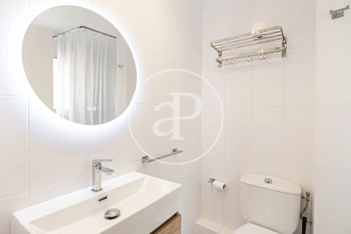 Baño de Piso en venta en Barcelona con Calefacción y Amueblado