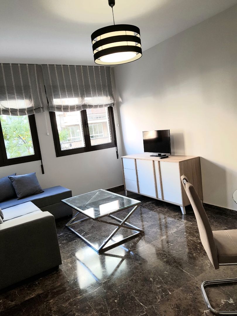 Sala d'estar de Apartament de lloguer en  Granada Capital amb Aire condicionat, Calefacció i Moblat
