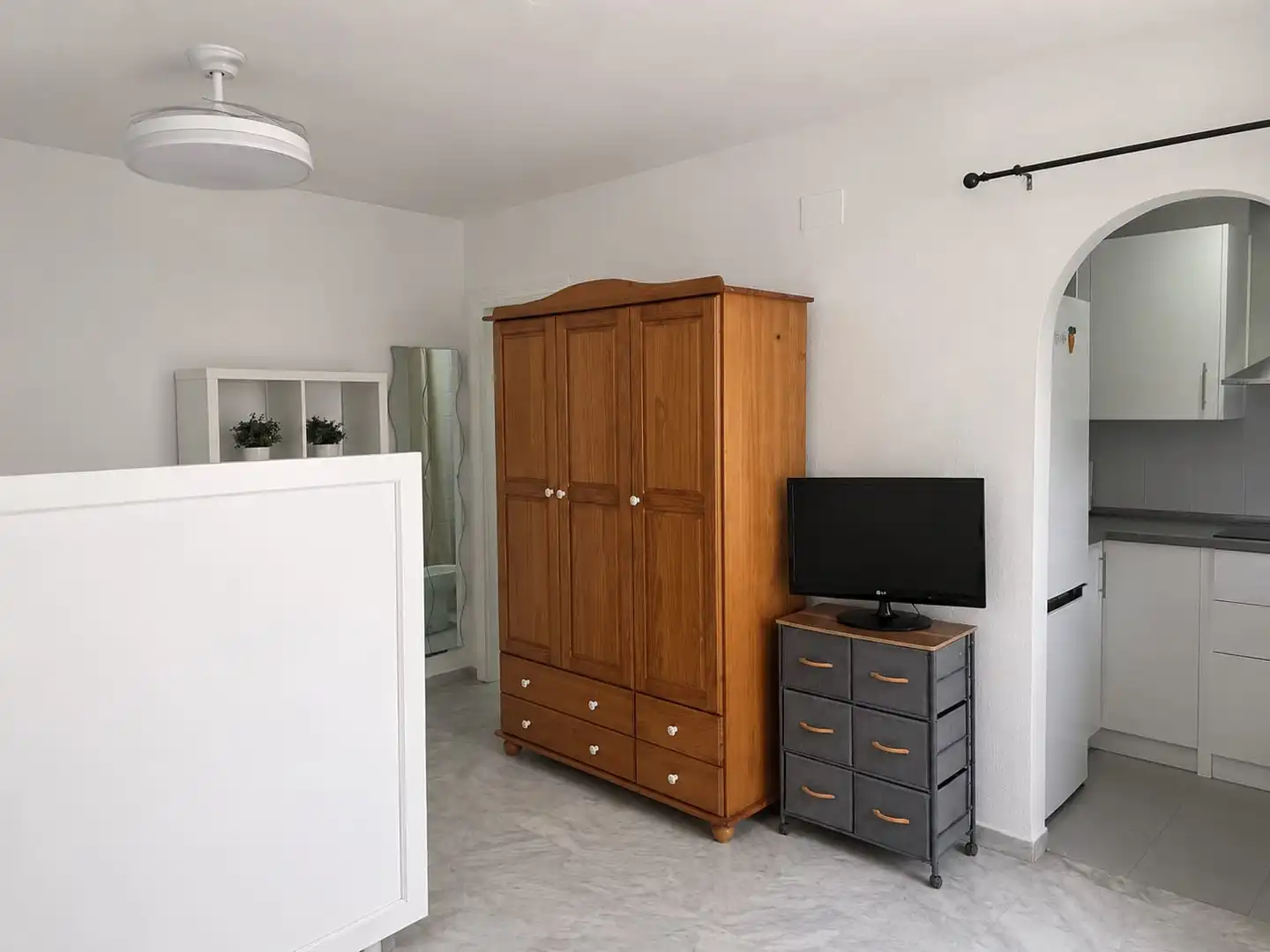 Schlafzimmer von Wohnungen zur Miete in Algeciras mit Heizung, Terrasse und Möbliert