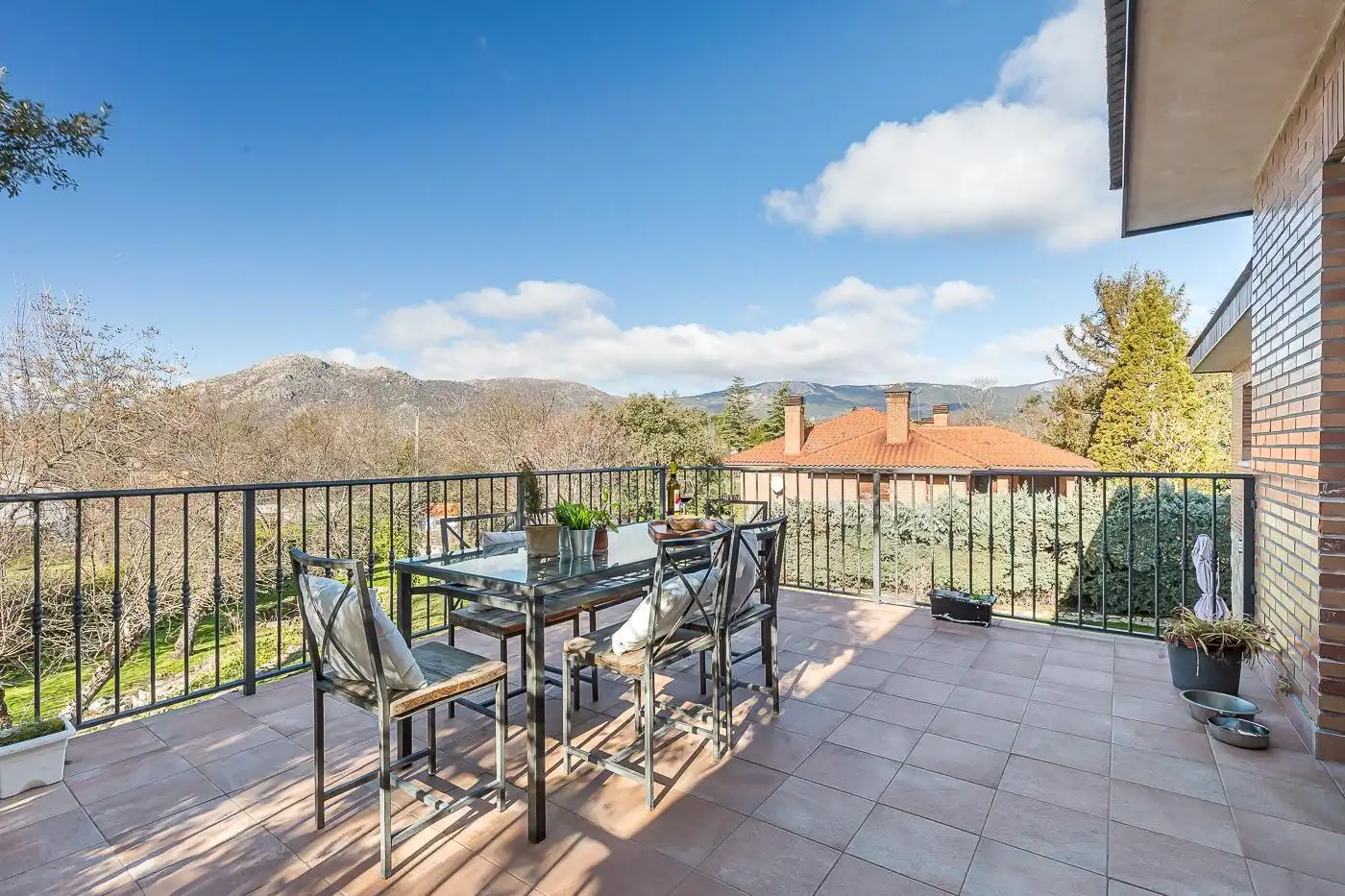 Terraza de Casa o chalet en venta en El Escorial con Calefacción, Jardín privado y Terraza