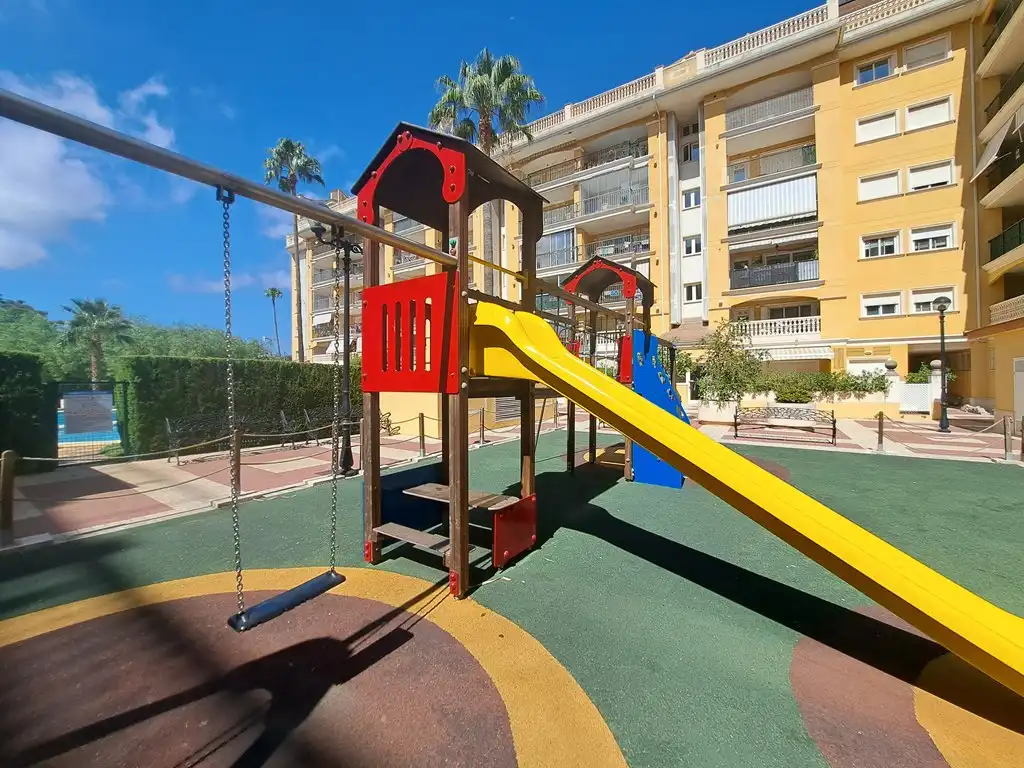 Parking of Flat for sale in Dénia  with Air Conditioner, Heating and Terrace