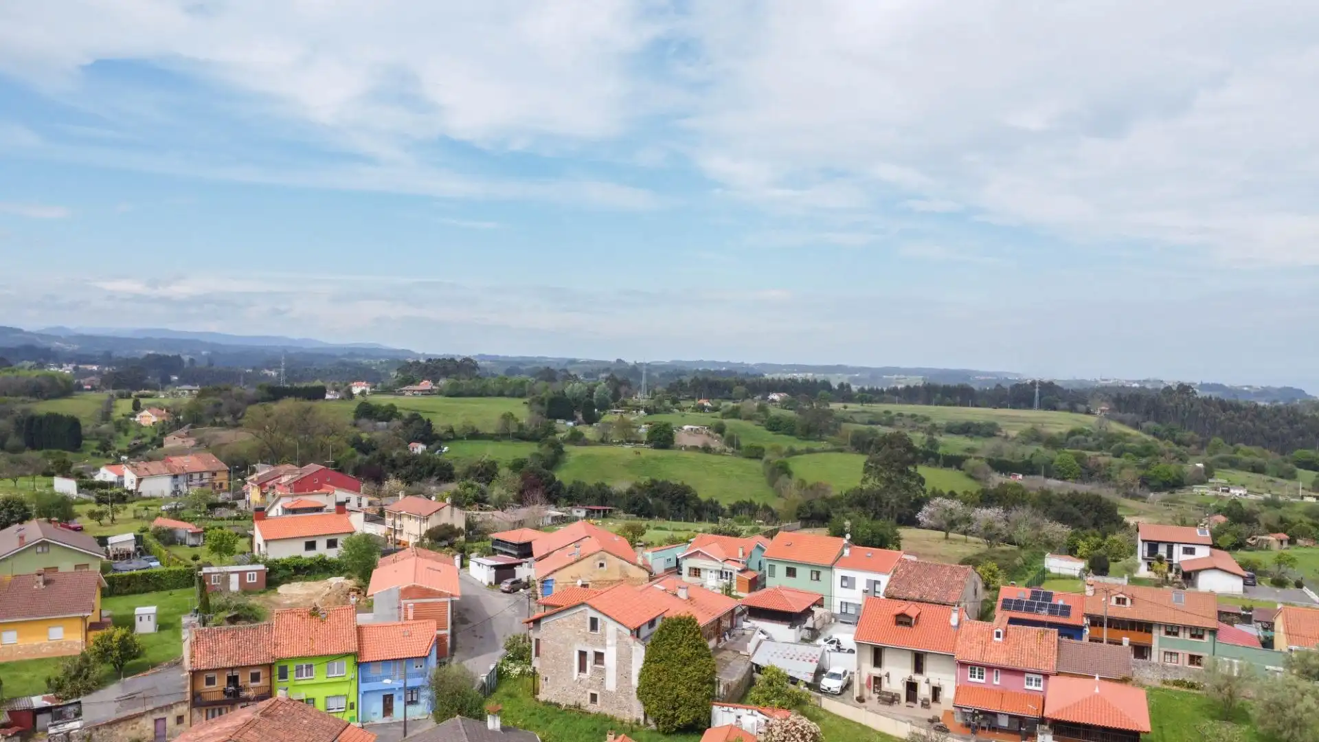 Vista exterior de Casa o chalet en venta en Avilés con Calefacción, Jardín privado y Terraza