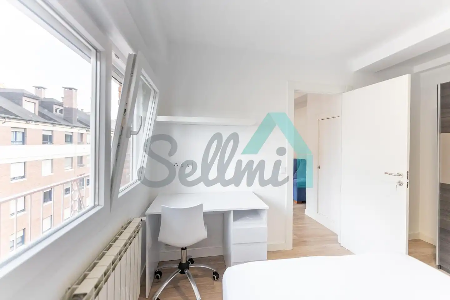 Schlafzimmer von Wohnung zur Miete in Oviedo  mit Heizung, Terrasse und Möbliert
