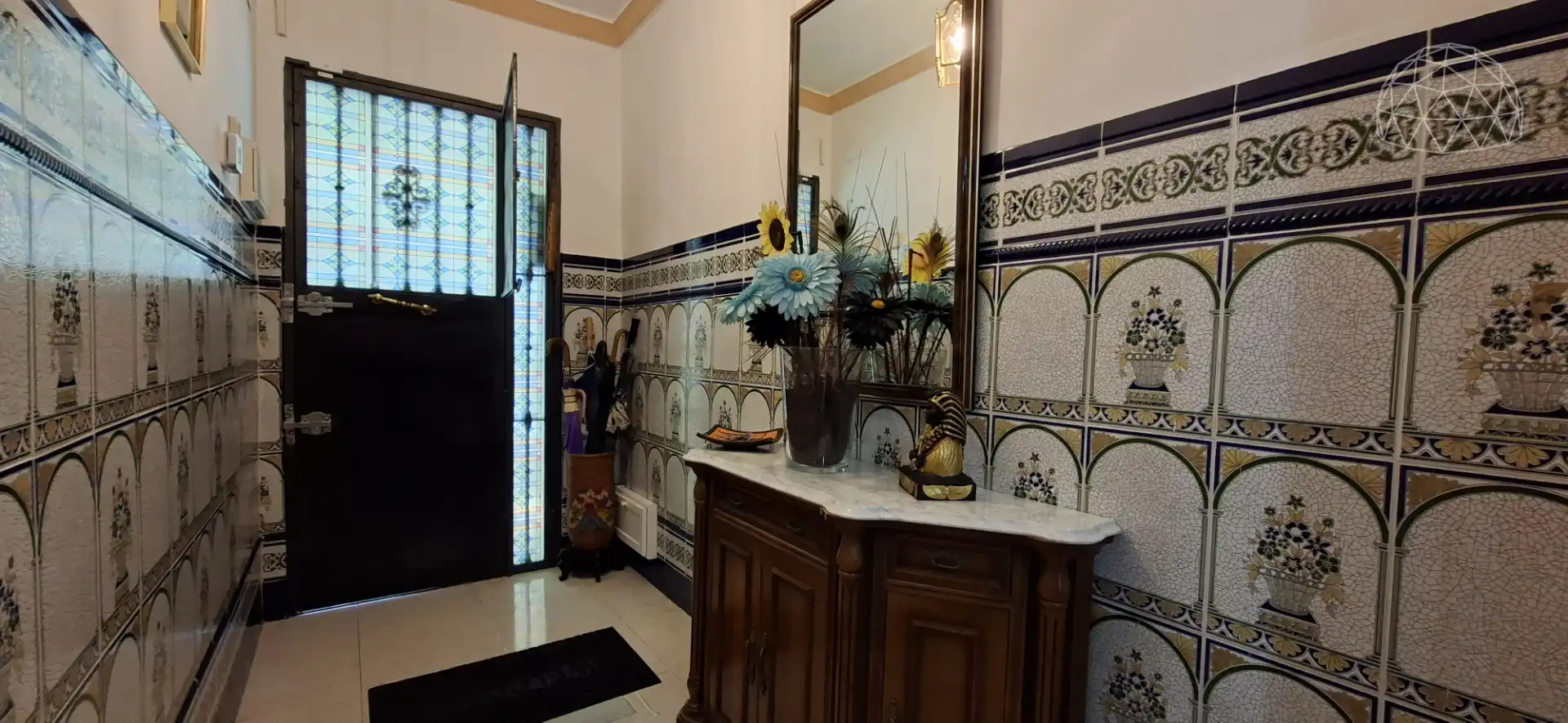Haus oder Chalet zum Verkauf in Sevilla mit Klimaanlage, Terrasse und Möbliert