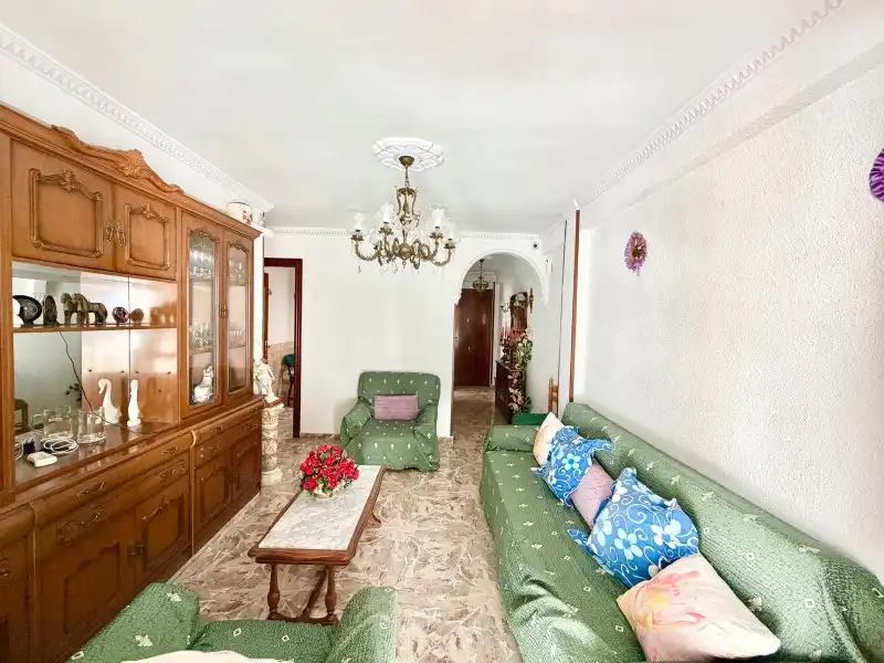 Sala d'estar de Pis en venda en Málaga amb Aire condicionat, Terrassa i Moblat