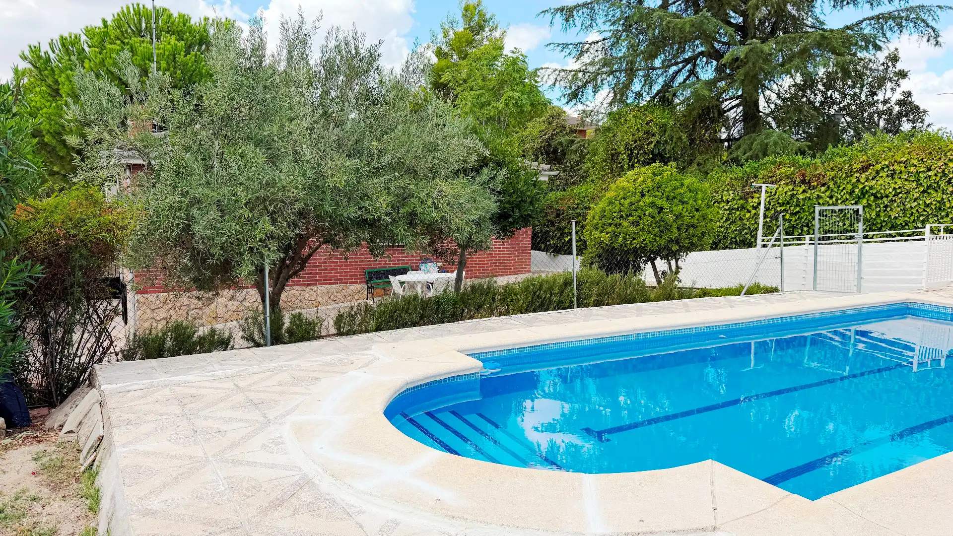 Piscina de Casa o chalet en venta en Santa Cruz del Retamar con Aire acondicionado, Calefacción y Jardín privado