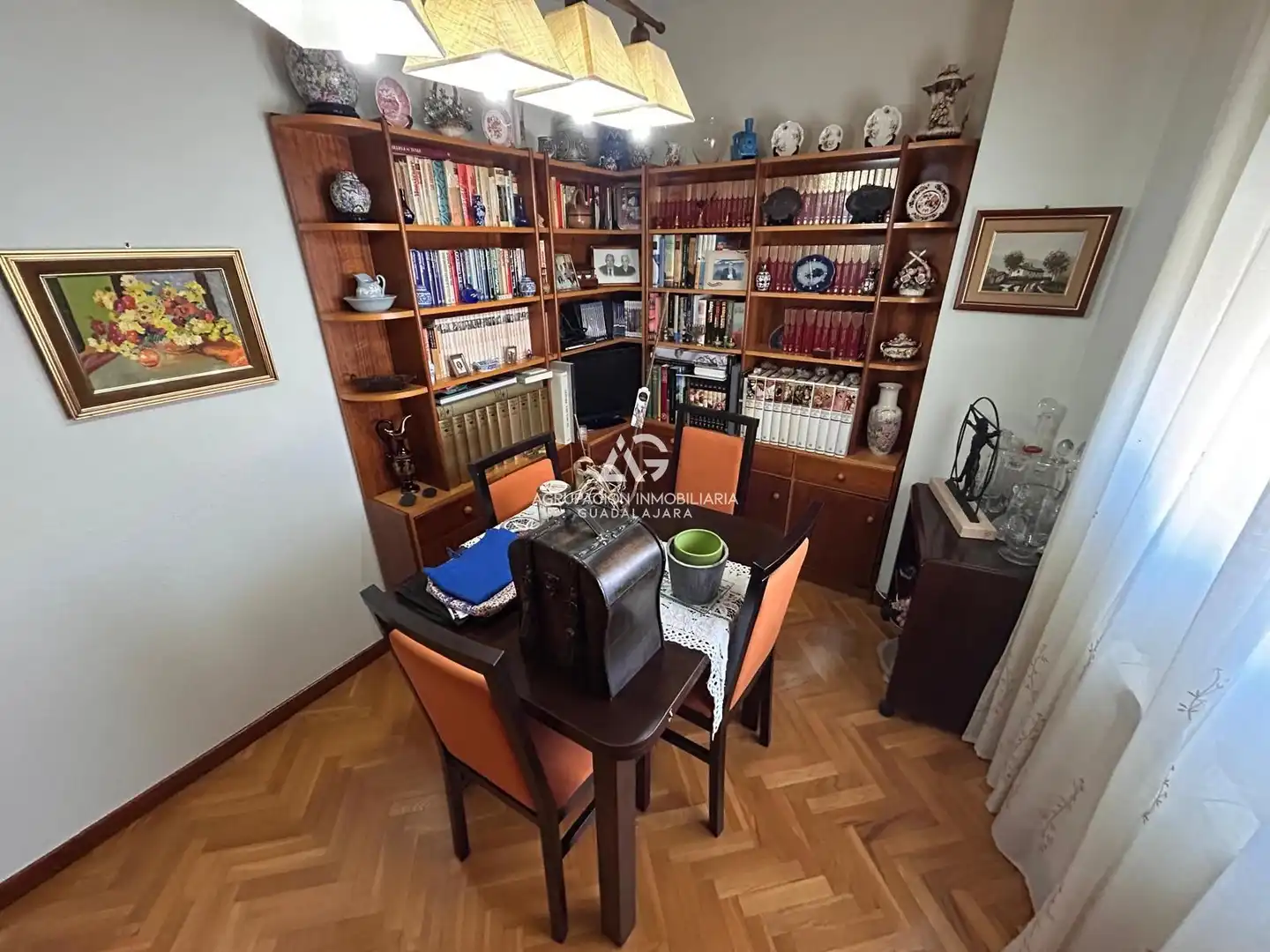 Sala d'estar de Pis en venda en Casco Histórico