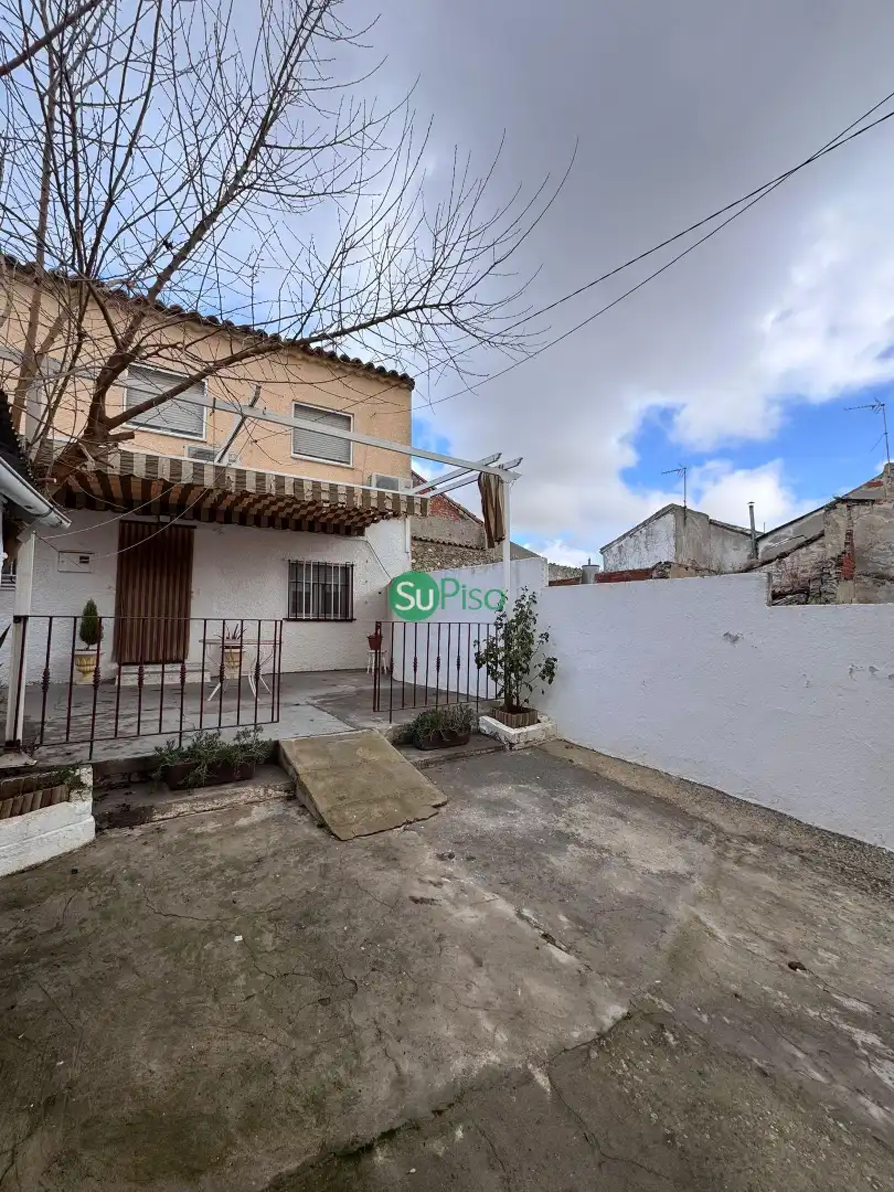 Casa en venda a Avenida Rufino Rubio 10, imagen 2