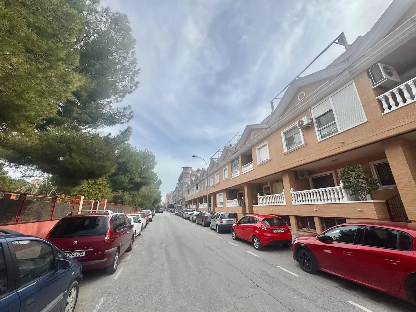 Vista exterior de Casa o xalet en venda en Orihuela amb Aire condicionat, Calefacció i Terrassa