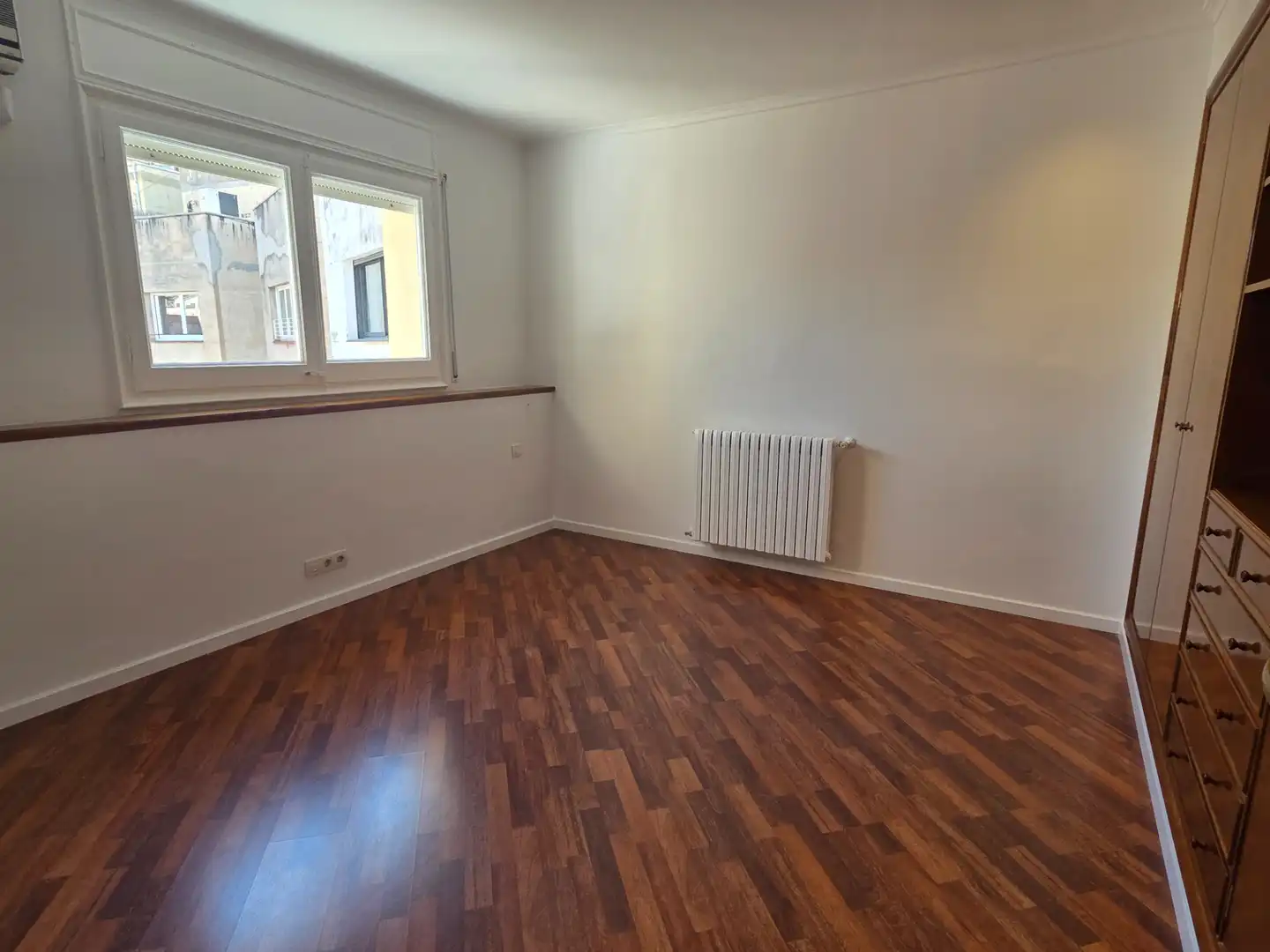 Bedroom of Attic for rent in Barcelona  with Air Conditioner, Heating and Parquet flooring