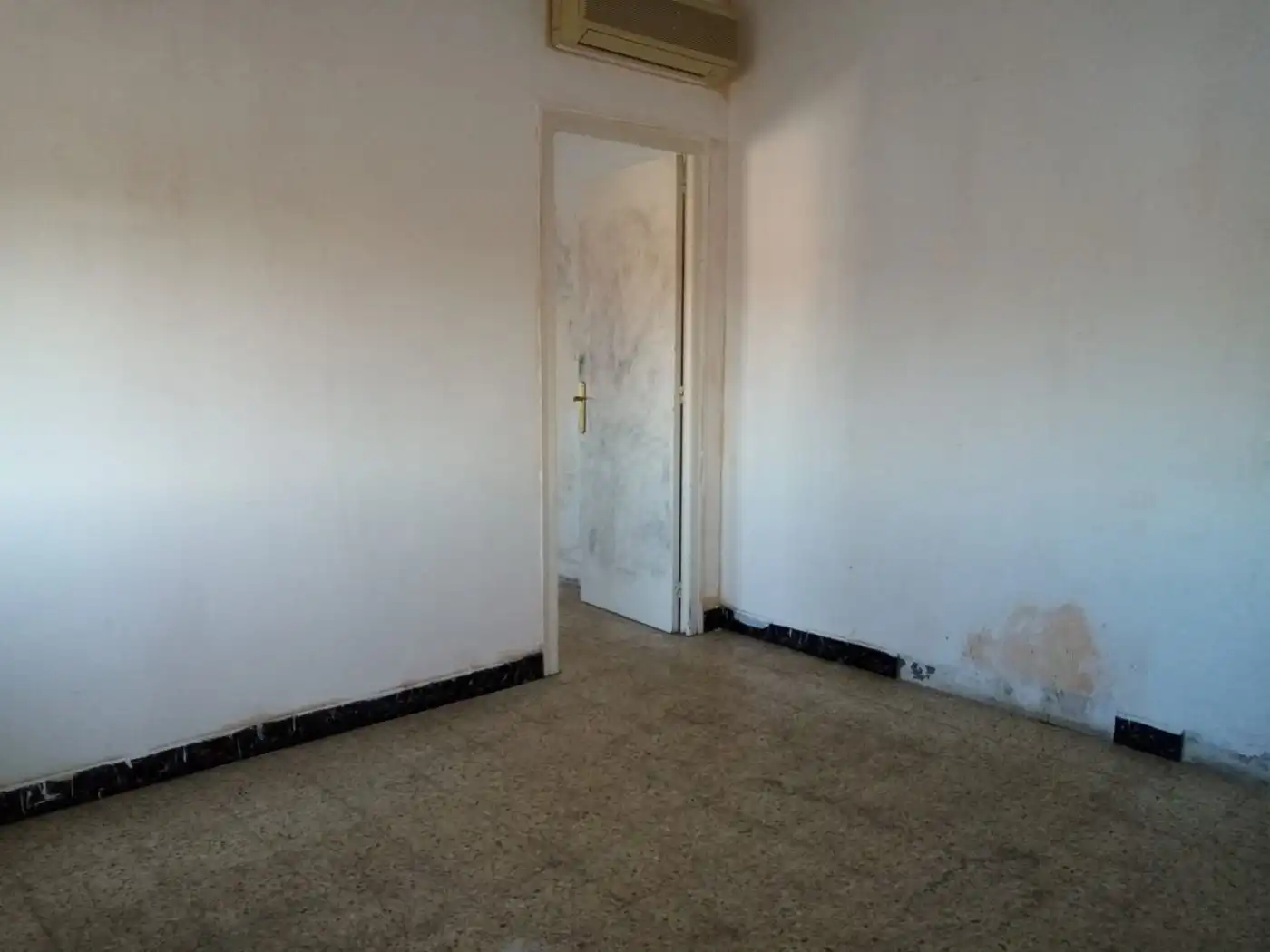 Flat for sale in Espronceda