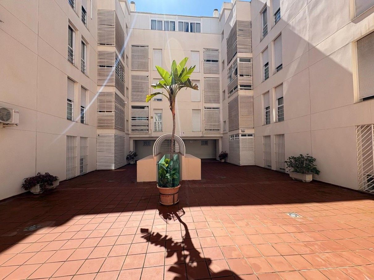 Vista exterior de Pis en venda en Benalmádena