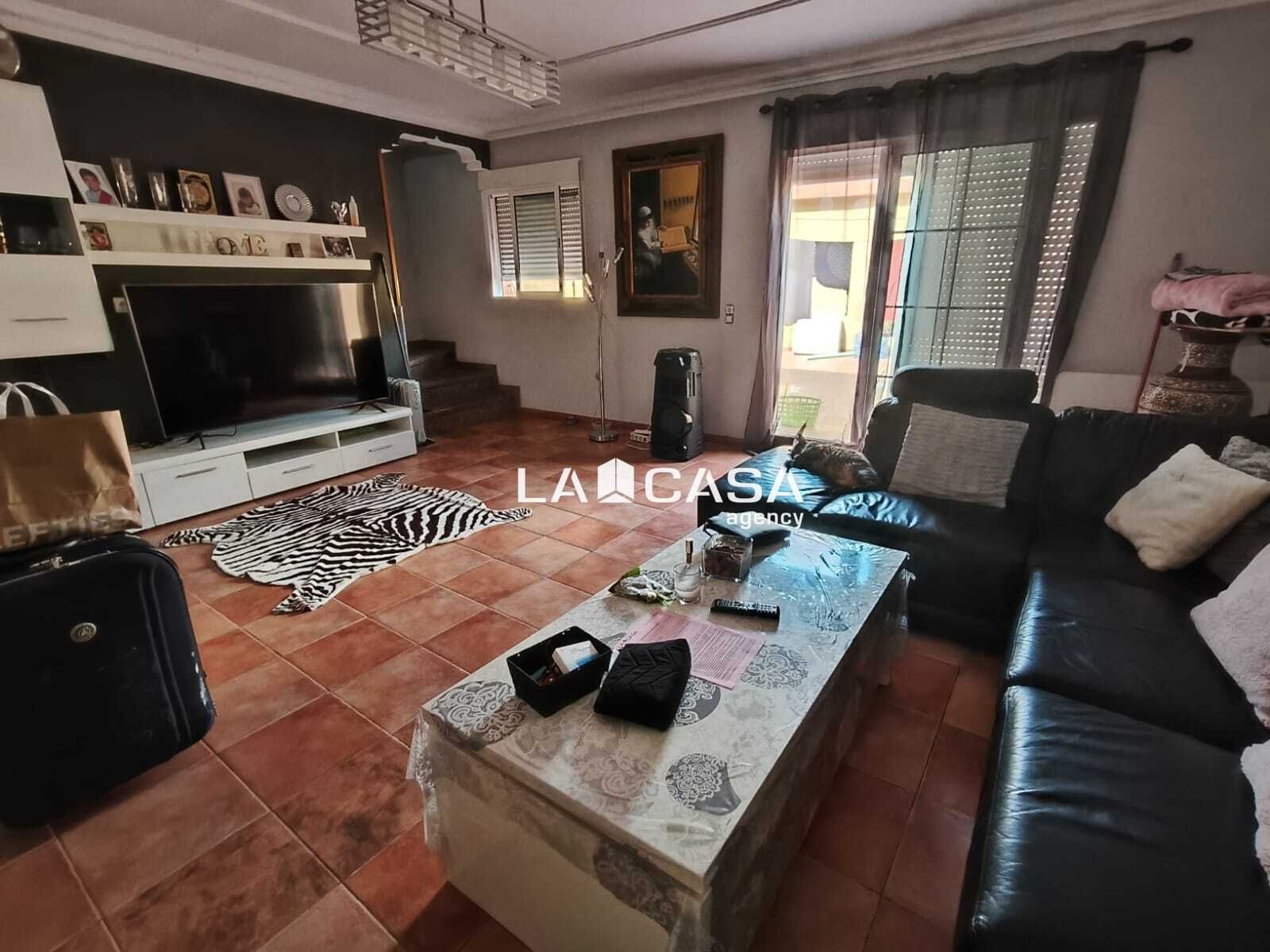 House or chalet for sale in Algeciras  with Terrace, Storage room and Balcony