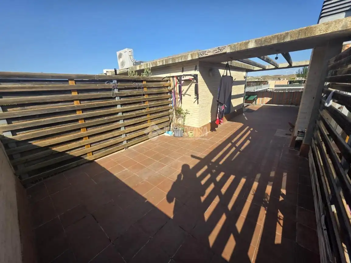 Terrace of Flat for sale in Cadrete  with Air Conditioner, Heating and Terrace