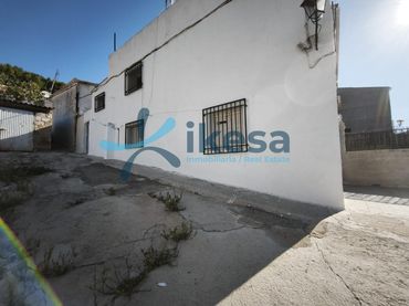 Adossat en venda a Iznalloz