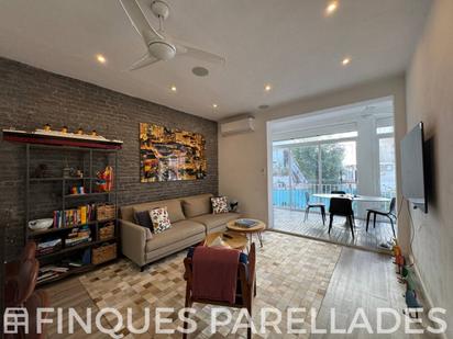 Living room of Flat for sale in Sitges  with Air Conditioner, Heating and Terrace