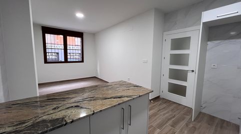 Foto 2 de Piso en venta en Petrer, Alicante