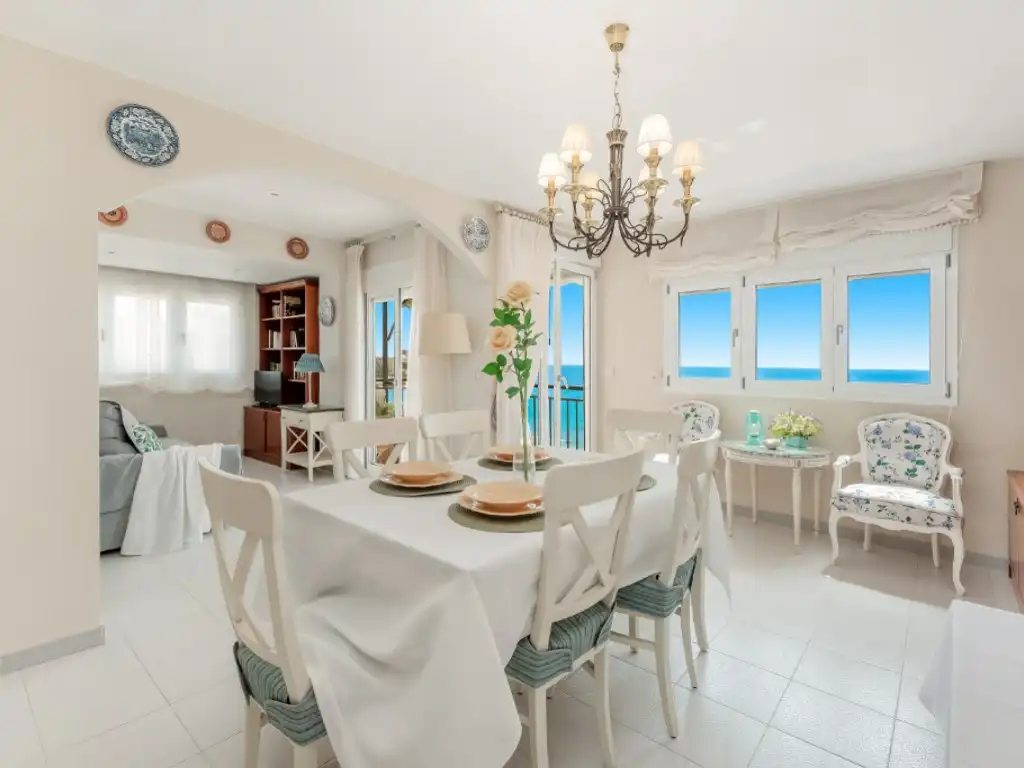 Comedor de Apartamento en venta en El Campello con Aire acondicionado, Terraza y Amueblado