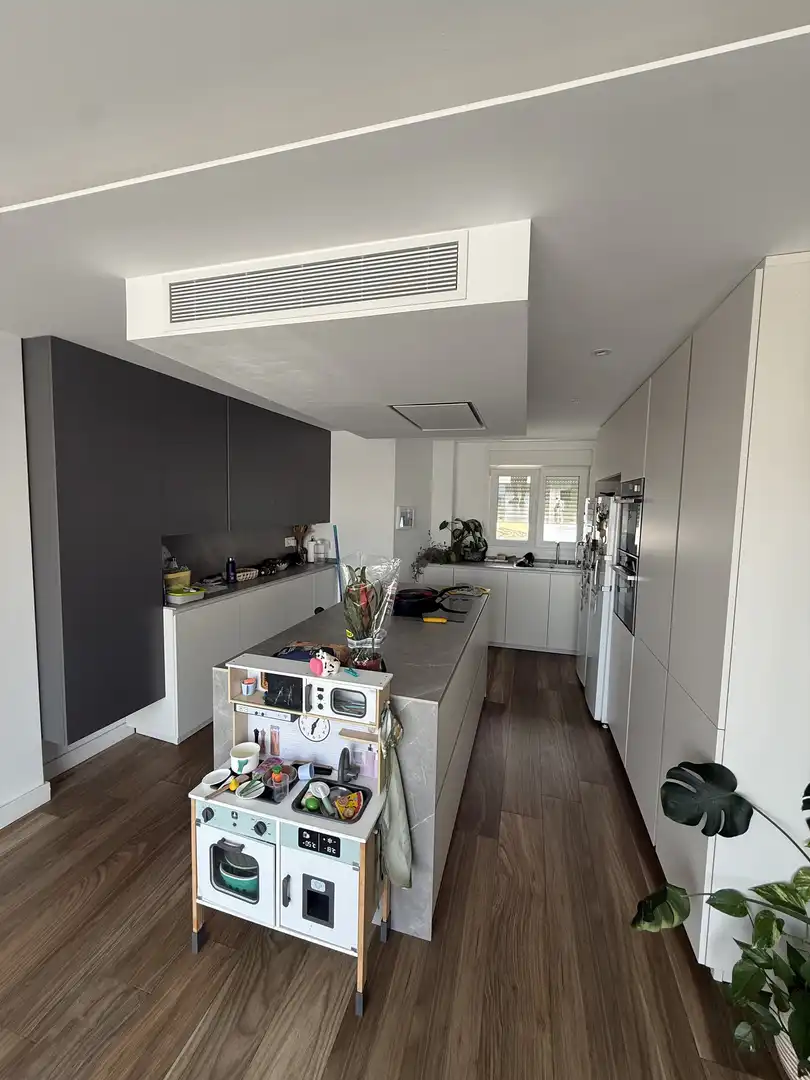 Cuina de Àtic en venda en  Jaén Capital amb Aire condicionat i Terrassa
