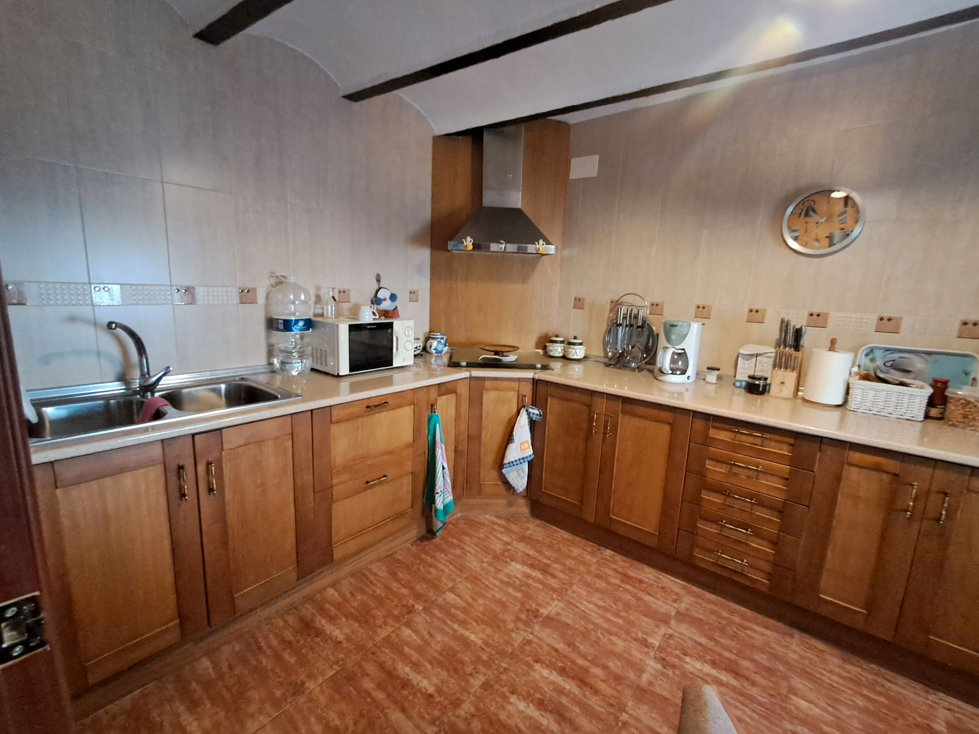 Cuina de Casa o xalet en venda en Bujalance amb Aire condicionat, Terrassa i Moblat