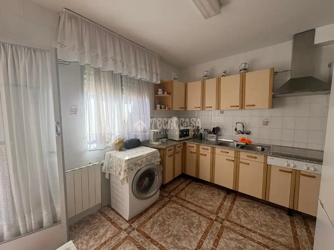 Cocina de Casa adosada en venta en Calera y Chozas con Aire acondicionado, Calefacción y Terraza