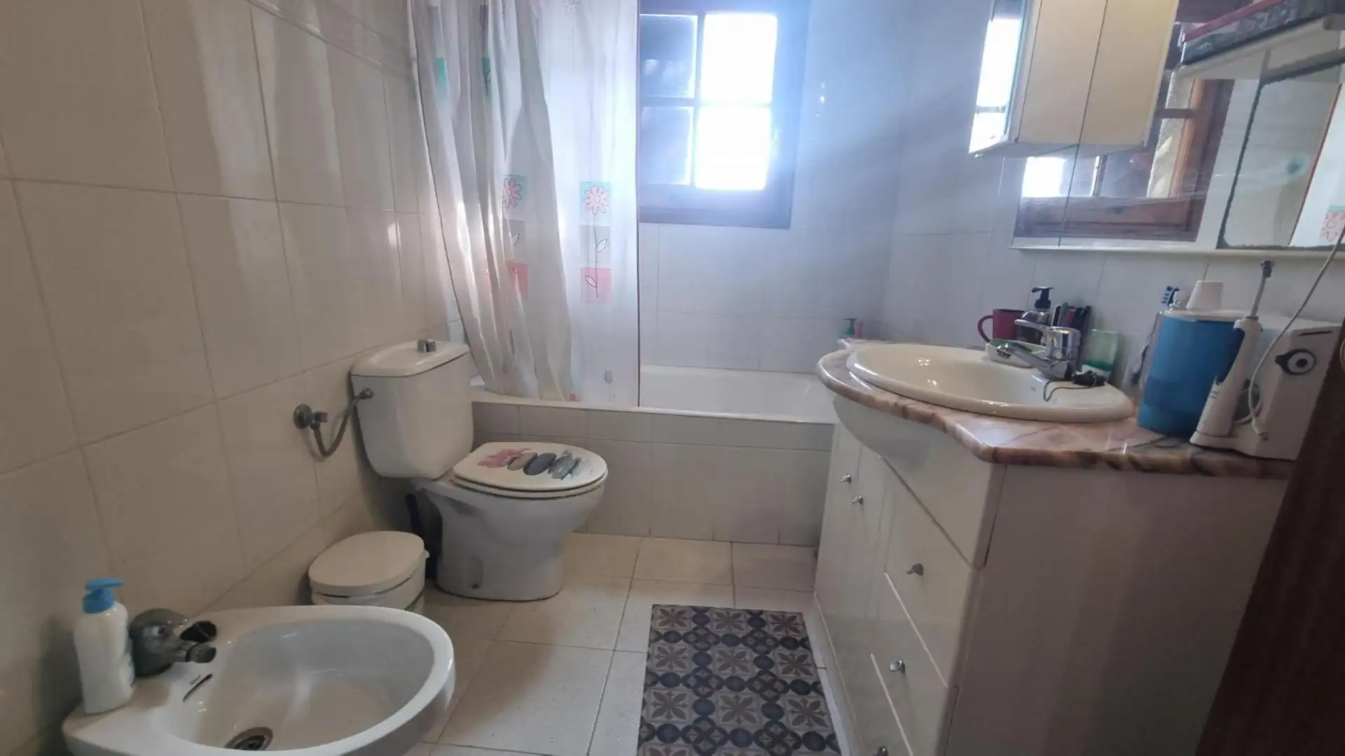 Chalet con terraza en venta en Bellvei, imagen 18