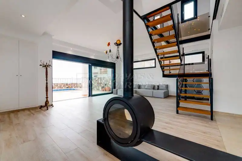 Chalet con terraza en venta en Playa de los Locos, imagen 5