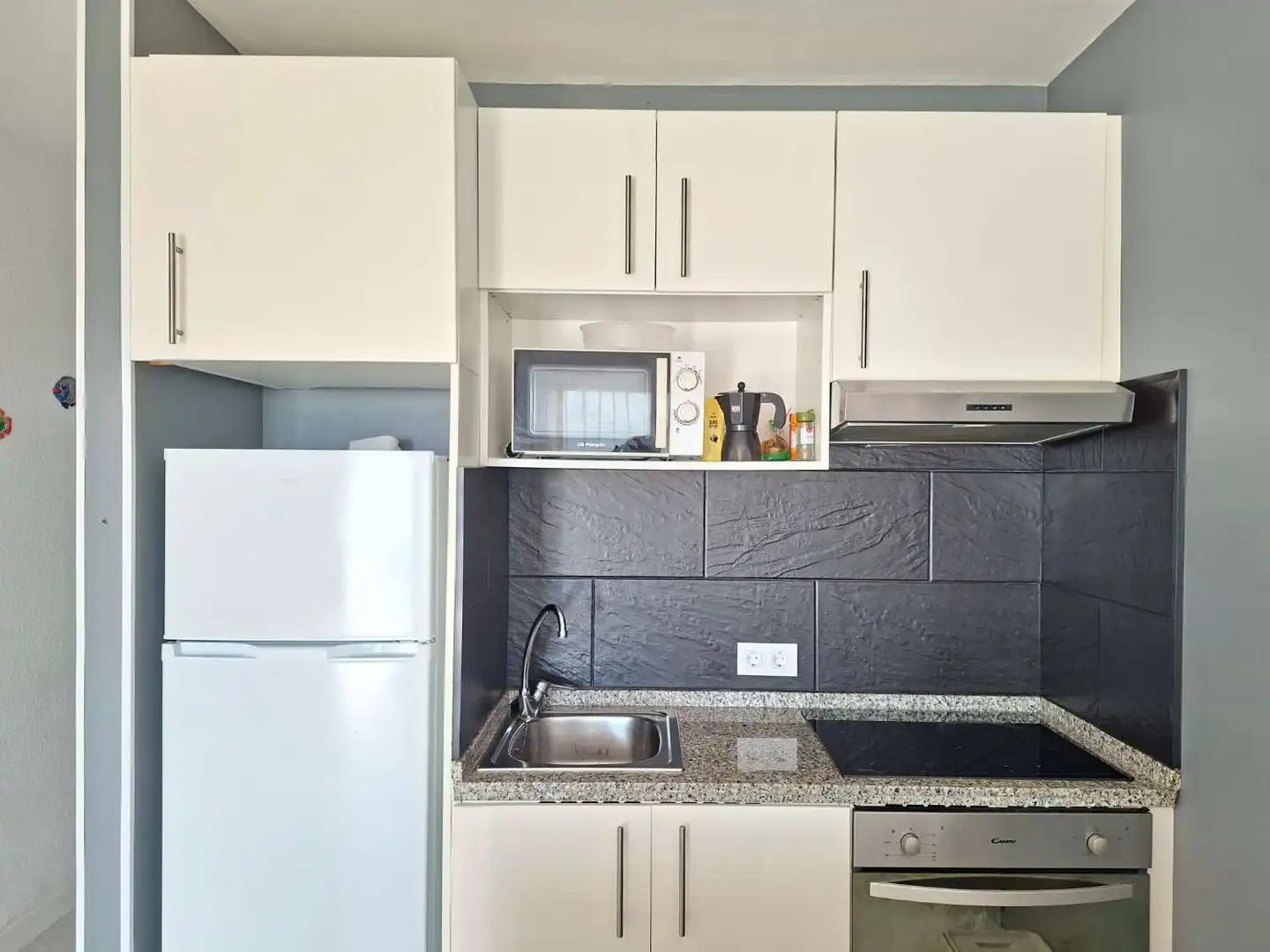 Cocina de Apartamento en venta en Torrox con Terraza, Piscina y Amueblado