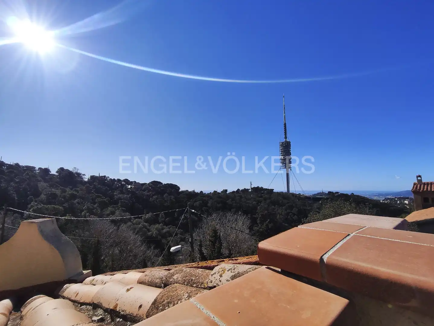 Vista exterior de Casa o xalet de lloguer en Barcelona amb Aire condicionat, Calefacció i Jardí privat