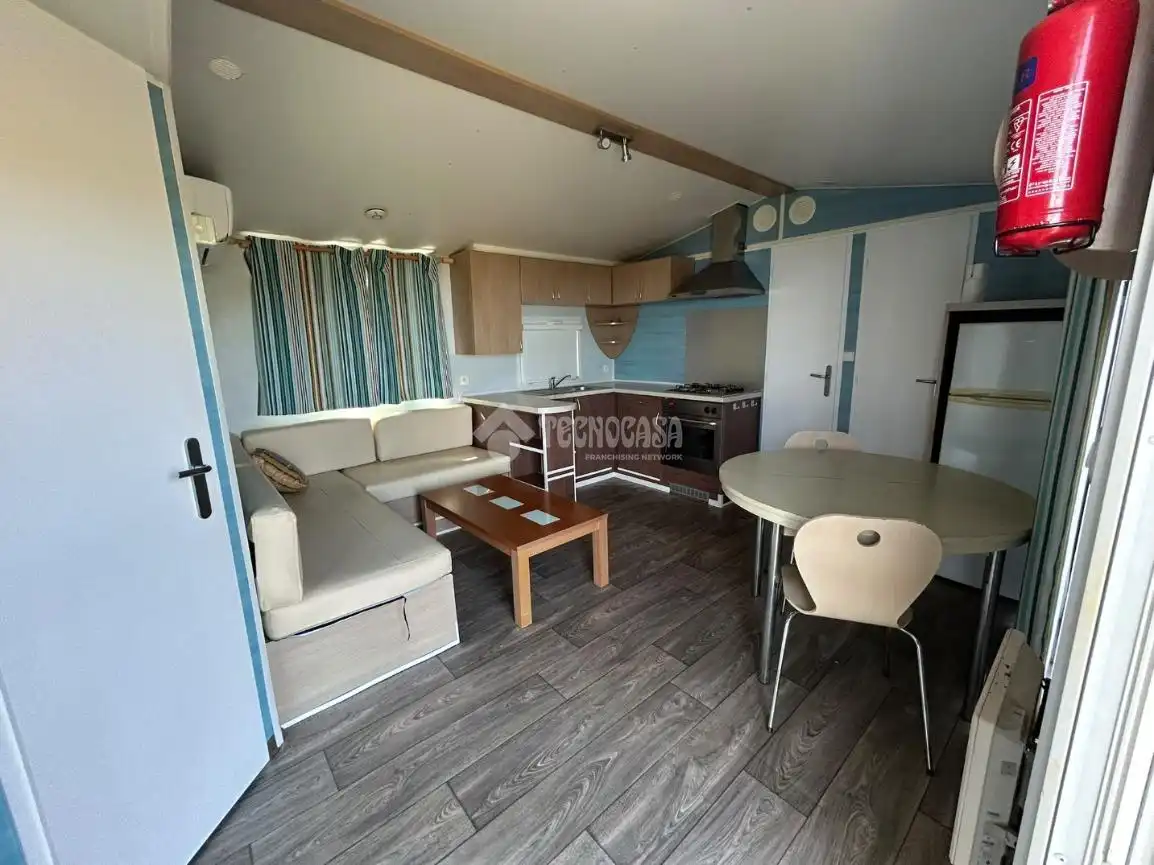 Sala de estar de Garaje en venta en Arenas, Málaga