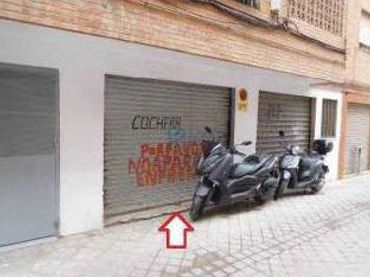 Aparcament en venda a C/ Platón
