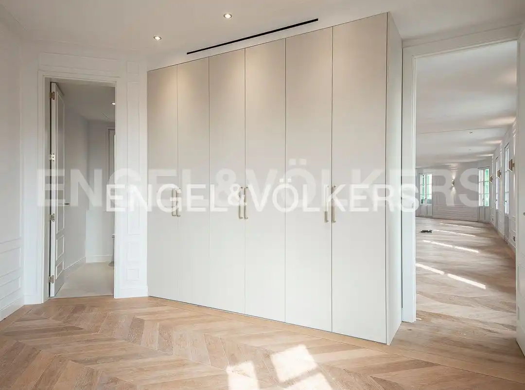 Bedroom of Attic for sale in Barcelona  with Air Conditioner, Heating and Parquet flooring