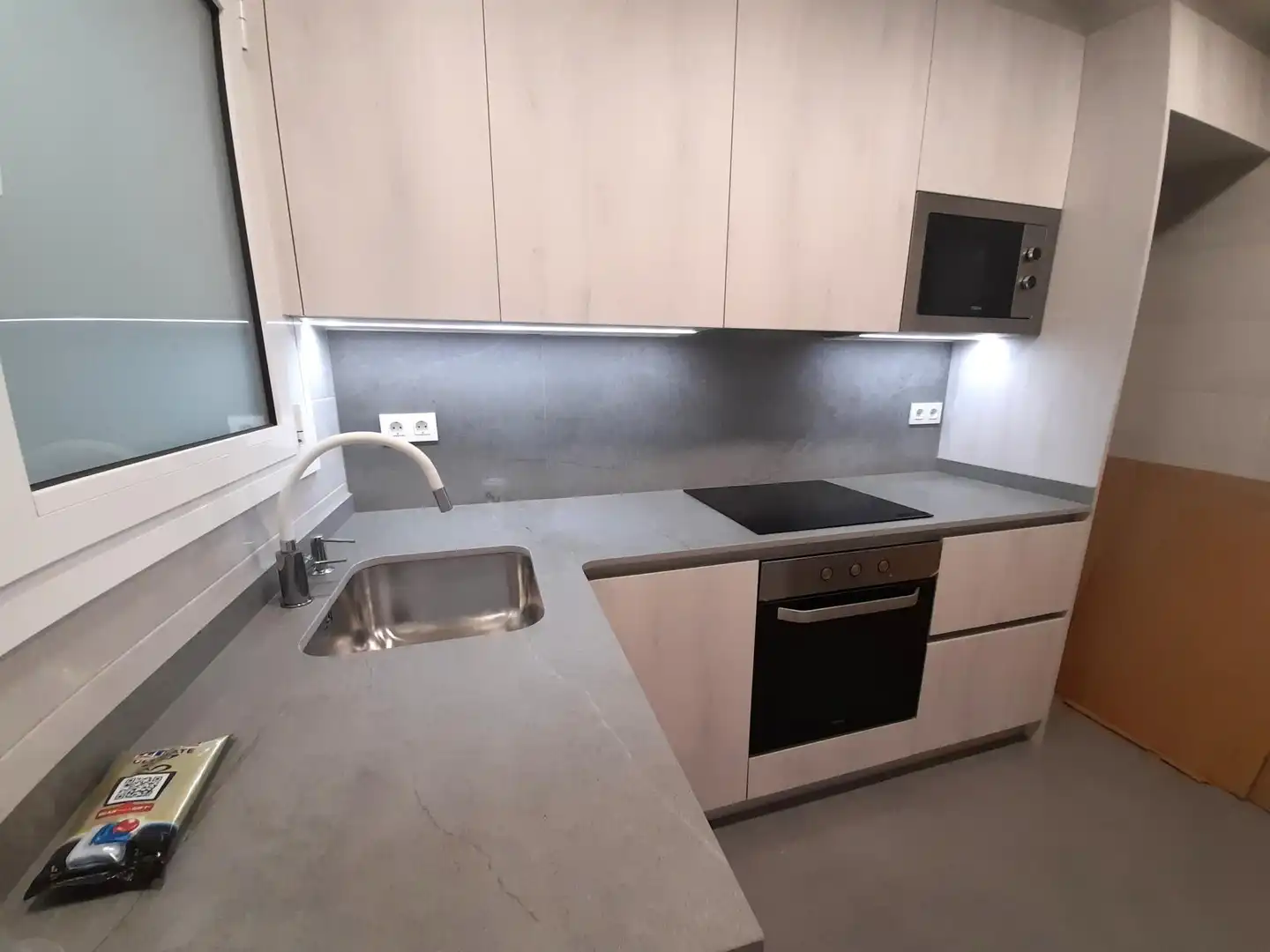 Kitchen of Flat for sale in El Prat de Llobregat  with Oven