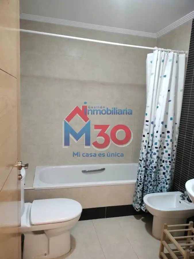 Baño de Piso en venta en Miranda de Ebro con Calefacción, Parquet y Trastero