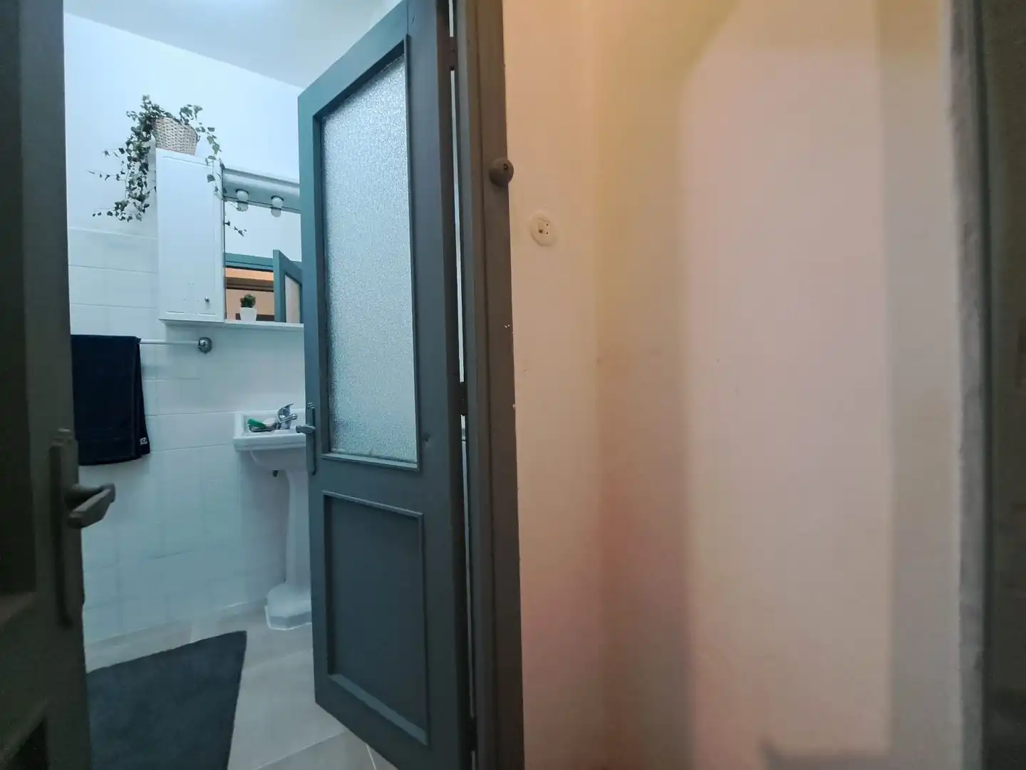 Bathroom of Flat for sale in Gijón   with Balcony