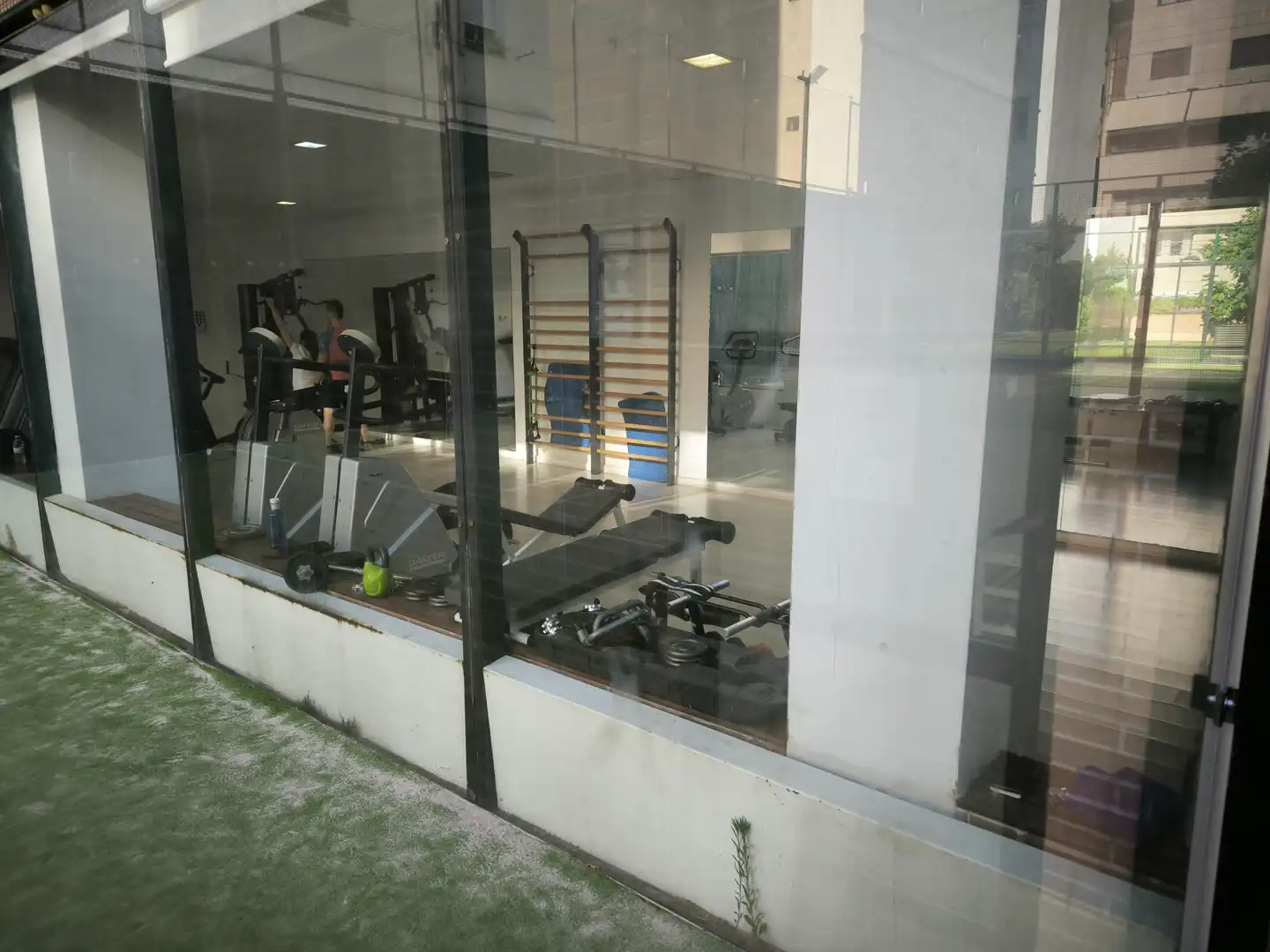 Exterior view of Flat for rent in Madrid  with Air Conditioner, Heating and Private garden
