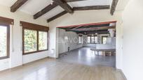 Living room of House or chalet for sale in Villalbilla  with Air Conditioner, Heating and Private garden