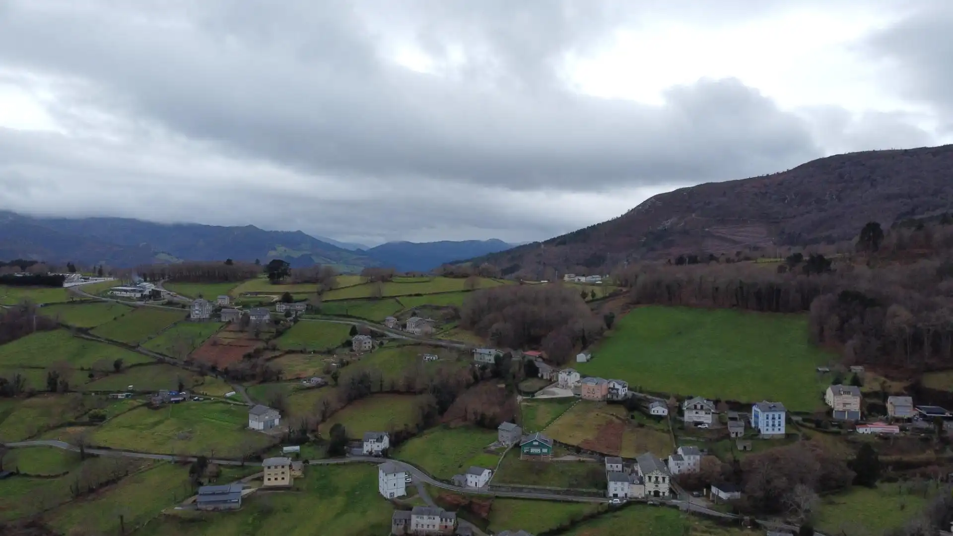 Casa o xalet en venda en Boal amb Jardí privat
