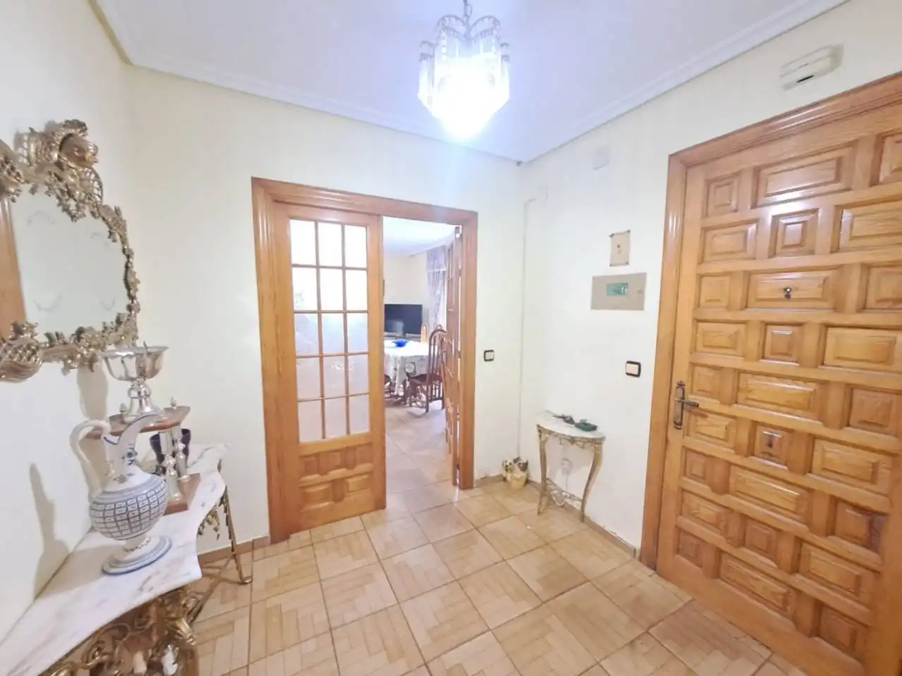 Casa adosada en venda en Burgos amb Calefacció i Jardí privat
