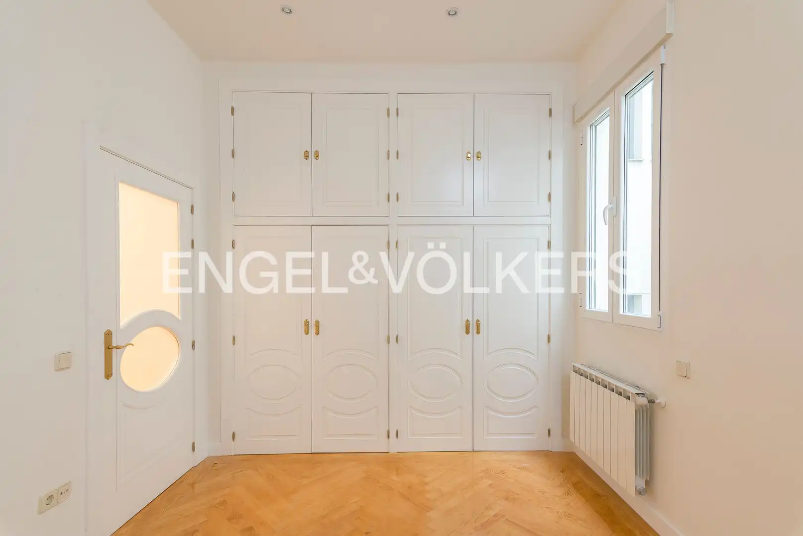 Schlafzimmer von Wohnung zur Miete in Madrid mit Klimaanlage, Heizung und Parkett
