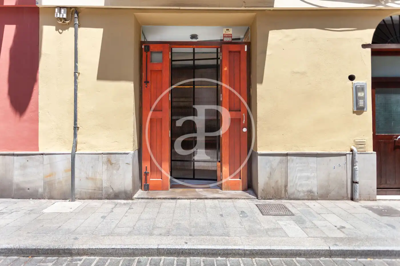 Vista exterior de Piso en venta en Valencia con Aire acondicionado, Calefacción y Amueblado
