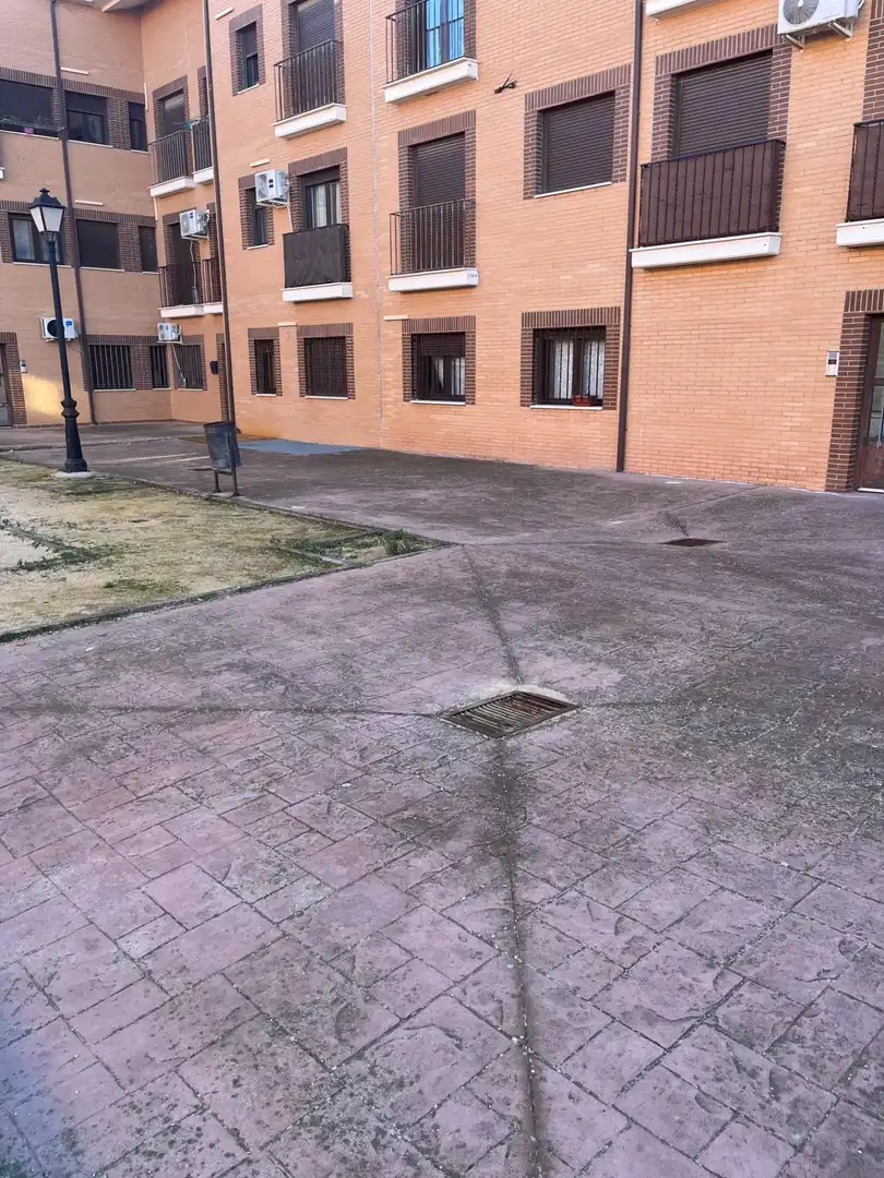 Parking de Piso en venta en Alameda de la Sagra con Calefacción, Jardín privado y Trastero