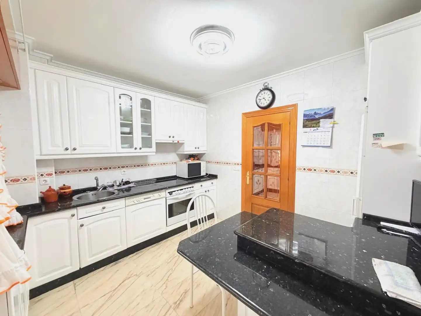 Kitchen of Flat for sale in La Magdalena