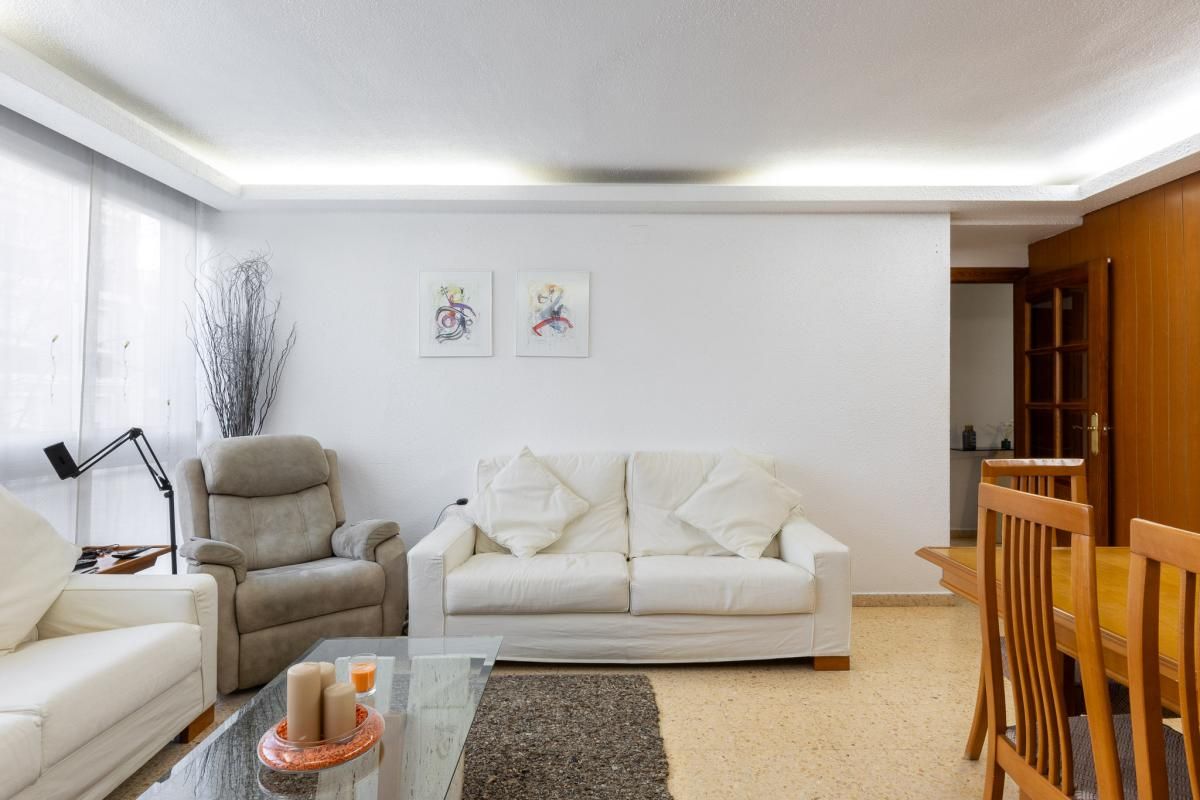Sala d'estar de Pis en venda en  Valencia Capital amb Aire condicionat, Calefacció i Terrassa